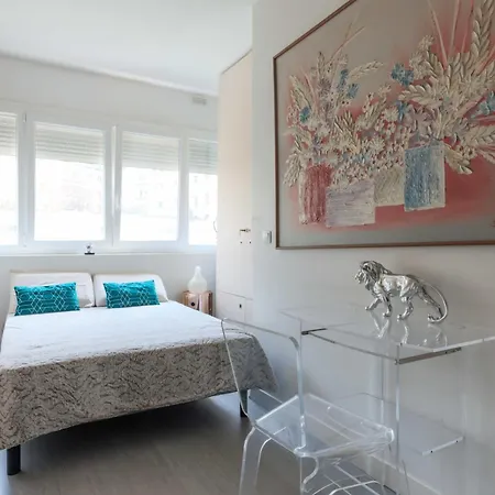 Lovely With Balcony - Eiffel Tower Apartamento París