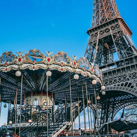 Lovely With Balcony - Eiffel Tower Apartamento *