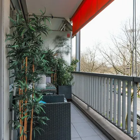 Lovely With Balcony - Eiffel Tower Appartamento Parigi